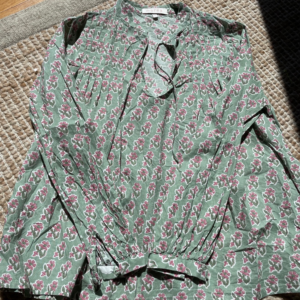 Marea Elizabeth Top